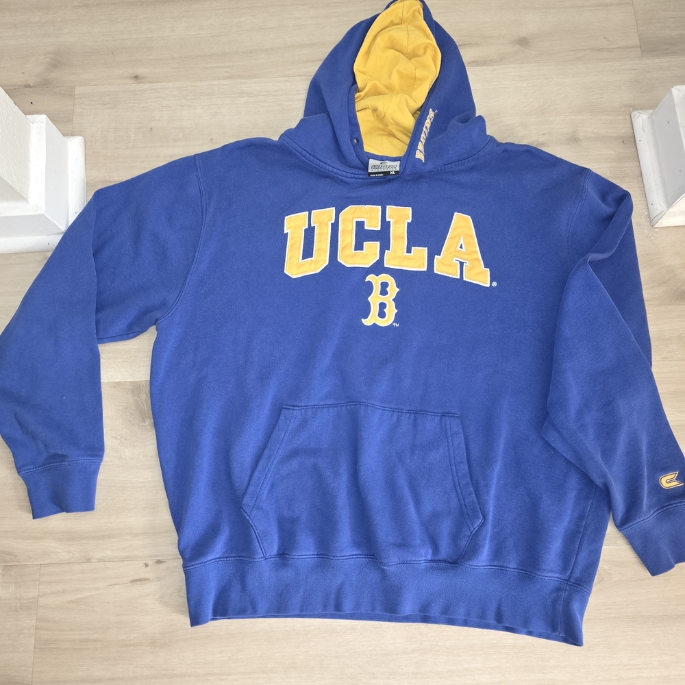 Colosseum Blue and Yellow Men's Sweater